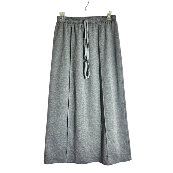 Dresses & Skirts - Gray Women's Knit  Stretch Maxi Skirt size M